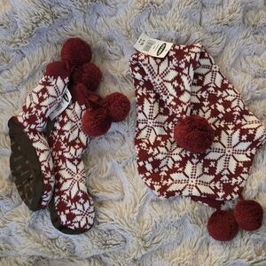 Children's 3 Pom Pom Hat, Sweater Booties Set